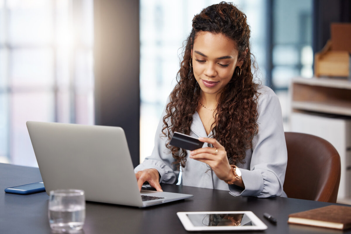 Woman doing online banking on her laptop